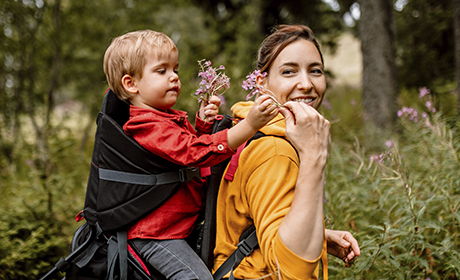Image of liquid gold being poured