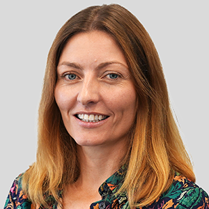 Image of Lindsay James